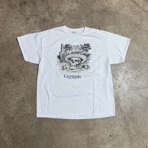 Vintage VTG Y2K Grenada West Indies Graphic T-Shirt